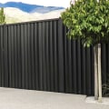 The Rising Popularity of Color Steel Fencing