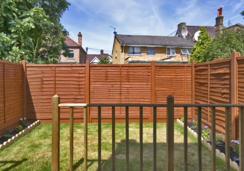 Fencing Ideas for Small Gardens and Limited Spaces